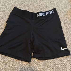 Black nike pros